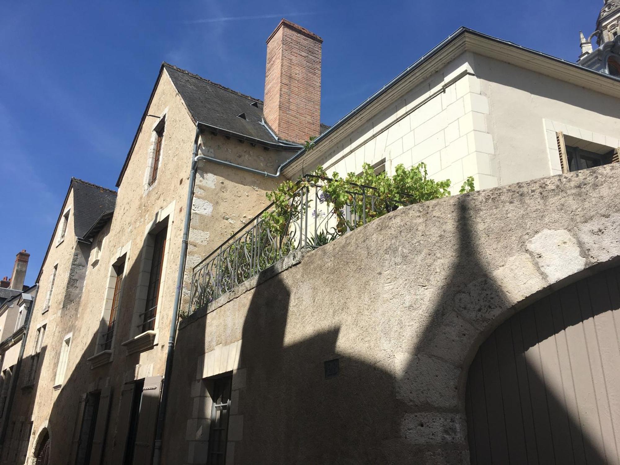 Maison Josephine Avec Garage Prive Blois Exterior photo